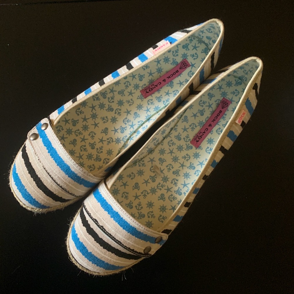 Espadrille blue & black stripes on cream 11M